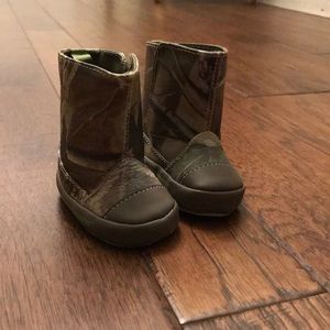 🌟 Baby Boy Camo Boots 🌟